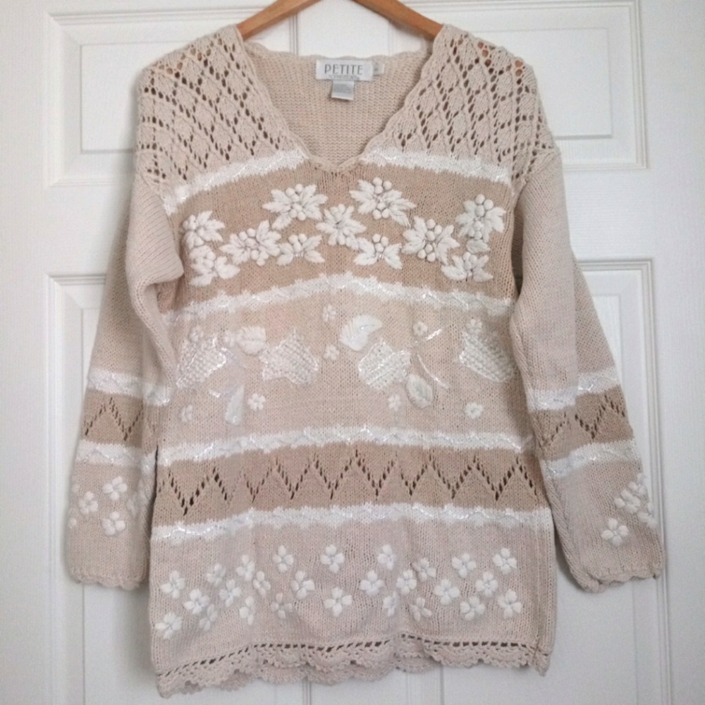 Petite Sophisticate embroidered vintage sweater size Medium
